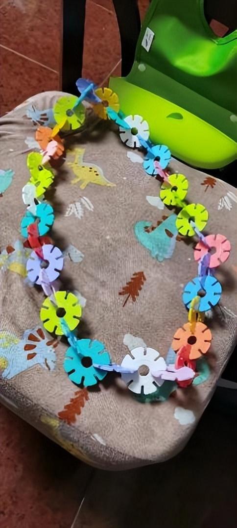 生日送什么礼物好，老人生日送什么礼物好（他都送你啥礼物）