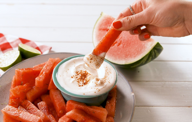 西瓜可以做成什么美食，西瓜能做成什么美食（盘点简单易做的各种西瓜食谱）