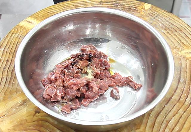 立秋吃什么传统食物，立秋吃什么传统食（老人说“立秋吃4宝）