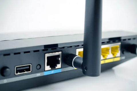 wifi无线桥接，两台无线WIFI路由器如何桥接（WIFI信号覆盖家里的角角落落）