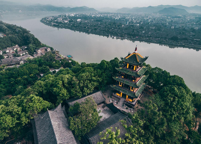 春节四川自驾游路线，成都“年味浓”古镇