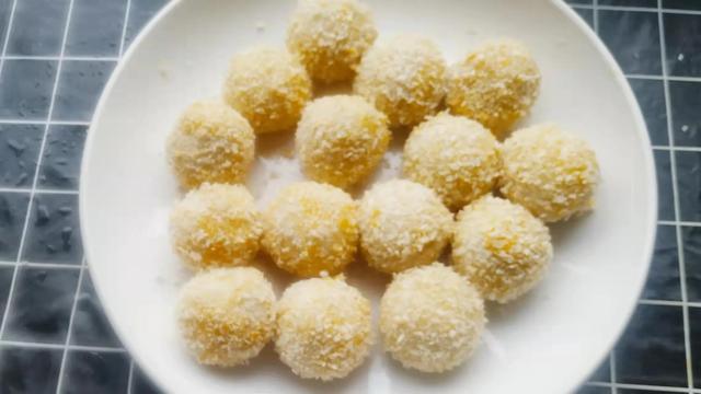 炸元宵的正确做法，炸元宵的正确做法视频（炸出的汤圆零失败还不嘣油）