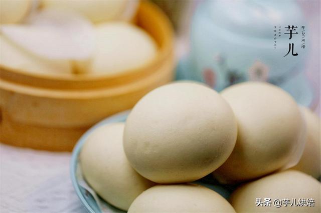 馒头干怎么做才酥脆，怎么把馒头干炸的酥脆（放干面粉的比例是关键）