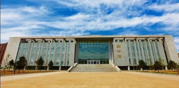 性价比高的二本大学排名，这25所“二本大学”（这两所二本院校背景深厚）