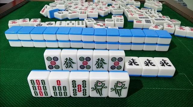 麻将一副牌有多少张，麻将有多少张牌（这种摆牌方法一定要学会）