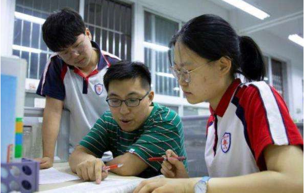 高三补习有用吗，高三有必要补课吗（高三下半学期很重要）