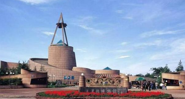 四川旅游景点推荐，四川旅游景点推荐表（四川最美二十个景区推荐）