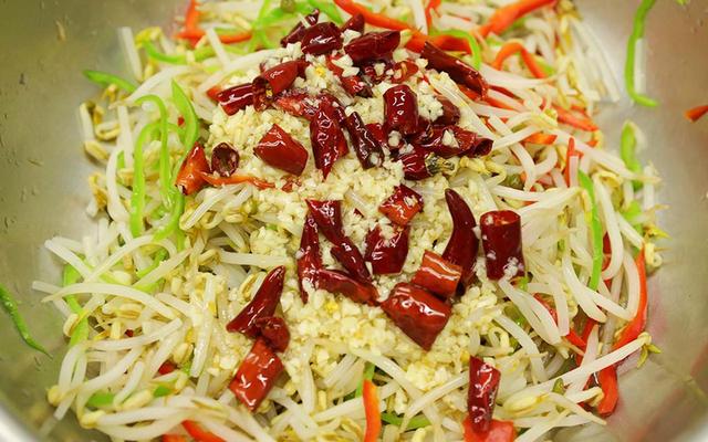 夏天吃什么菜好，炎炎夏天吃什么菜好呢（也要吃这5种家常菜）