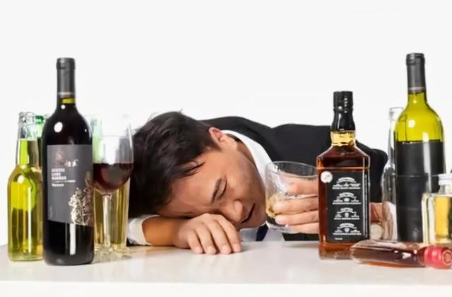 去除牙垢9个小妙招，怎样去掉牙齿上的黑垢（分享11个生活小妙招）