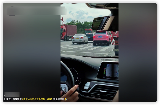 张艺兴是独生子吗，张艺兴是不是独生子（女方疑似是23岁小花张婧仪）