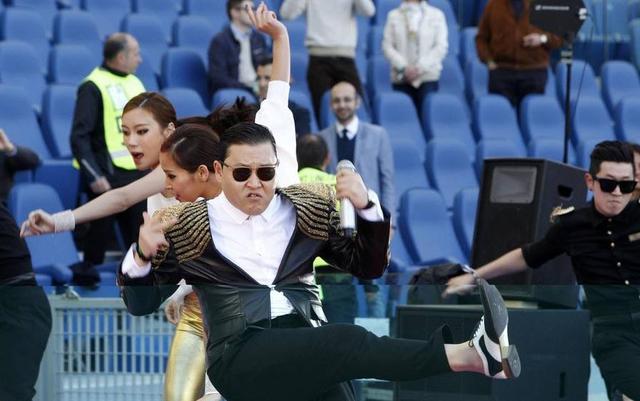 江南style原唱，江南style原唱鸟叔（从鸟叔一曲《江南style》捞金150亿）