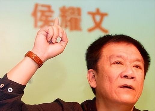 侯耀文妻子，侯耀文妻子照片（为何要不顾世俗眼光）