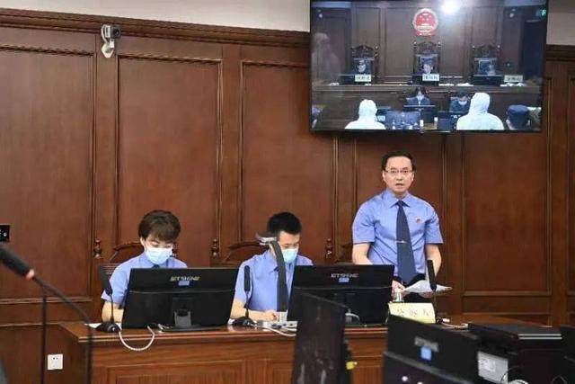 送礼品吸引人的广告语，做活动送礼品的宣传语（叫价上万元……字画收藏套路深）