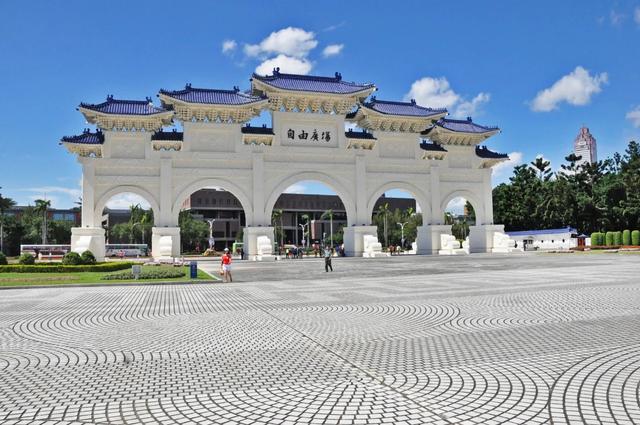 台湾旅游景点，台湾旅游景点视频（祖国宝岛台湾25个好玩的景区景点）