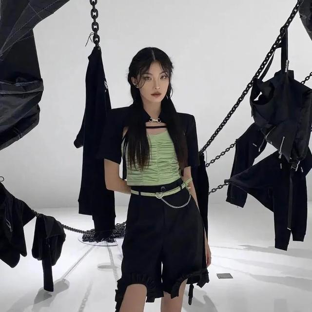 微信头像尺寸是多少，微信头像的尺寸是多少（自己动手拍情侣头像简直太甜了）