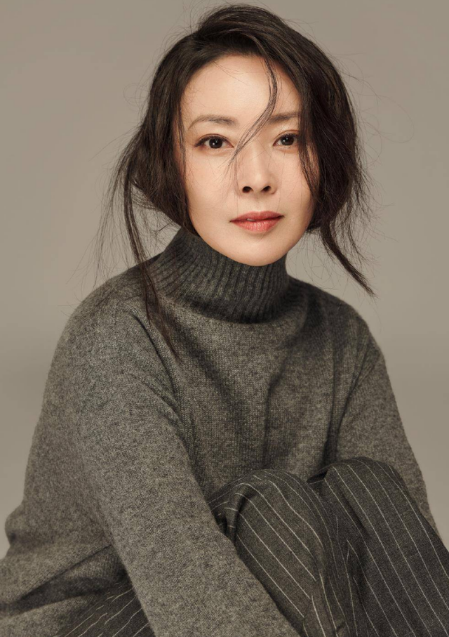 演员刘威葳简介，风吹半夏：“恶毒后母”刘威葳