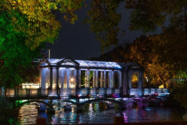 来桂林不可错过的两江四湖，景色媲美西湖，夜色一流
