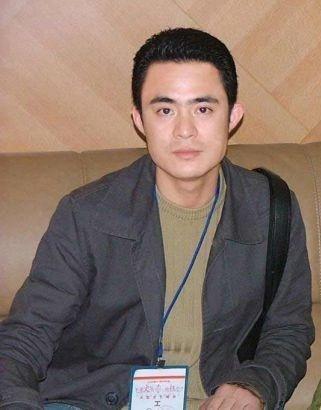 向华胜第一任老婆，向华胜：曾独宠张敏9年
