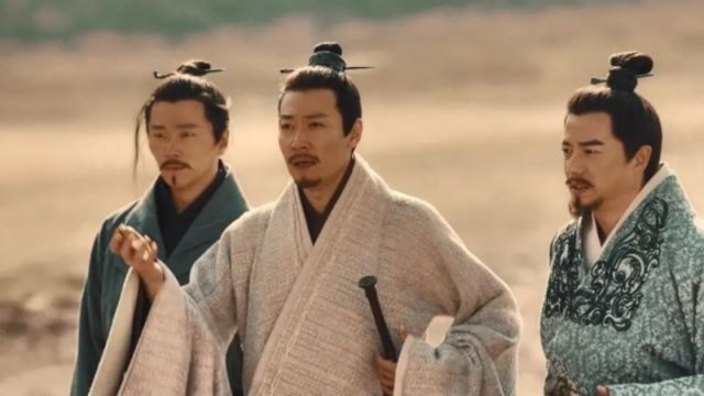 老婆当自己面给别人日，梦见老婆当着我和别人好是什么意思（妻子当着他面与别人苟且）