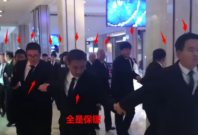 史上最尴尬的五位明星，这9位明星简直尴尬又可笑