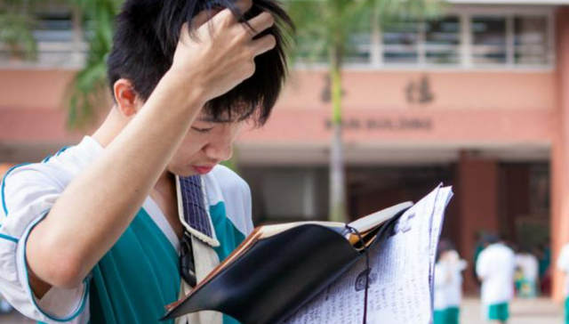 现在还可以复读高三吗，2021现在高三学生还能复读吗（高中禁止复读或成定局）