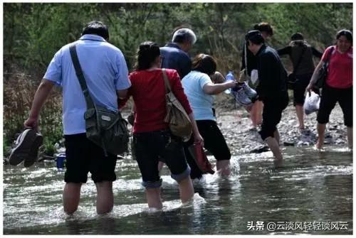 蹚水读音是什么，汉字“蹚”在江淮方言中的解读