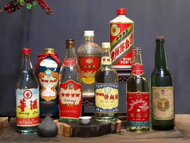 酱香型白酒有哪些，性价比高的酱香型白酒有哪些（喝过这5种就算是行家了）