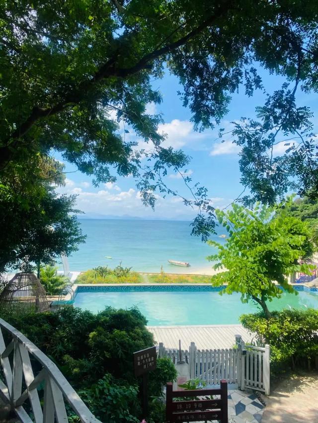 南澳有沙滩吗，南澳哪里沙滩最好（深圳拍照丨小众宝藏海滩.南澳柚柑湾沙滩）