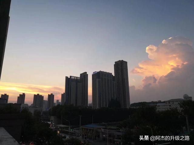 每日自律计划学生时间表，初中生学习30天自律计划时间表（给自己制定一个自律时间计划表）