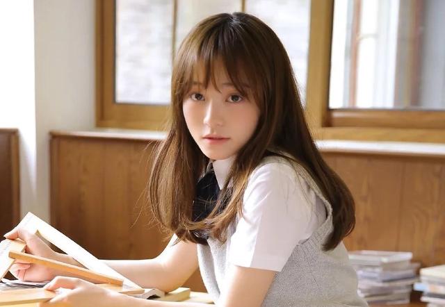 探探怎么聊天（跟女生聊天的套路大全）