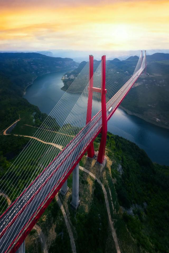 贵州属于云南省吗，云南属于哪个省（中国避暑第一大省）