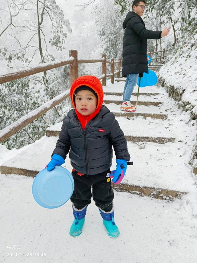 九峰山风景区在哪里，成都九峰山风景区在哪里（旅游笔记丨一天往返）