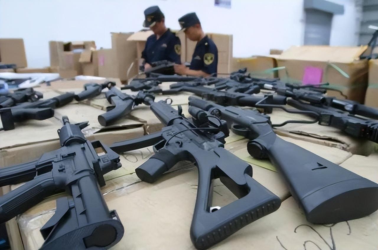 法律分析:刘大蔚是否构成走私武器罪?