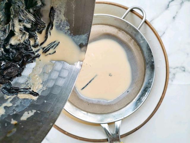 炒茶叶有什么步骤，炒制茶叶的正确方法（媳妇把茶叶和白糖一起炒）