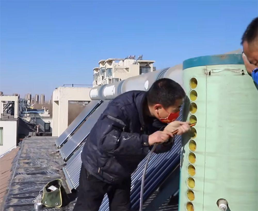 太阳能热水器怎么清洗里面的水垢，太阳能热水器除垢方法