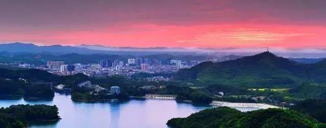 南漳县属于哪个市，南县属于哪个市哪个区（地名故事：南漳，三国故事源头）