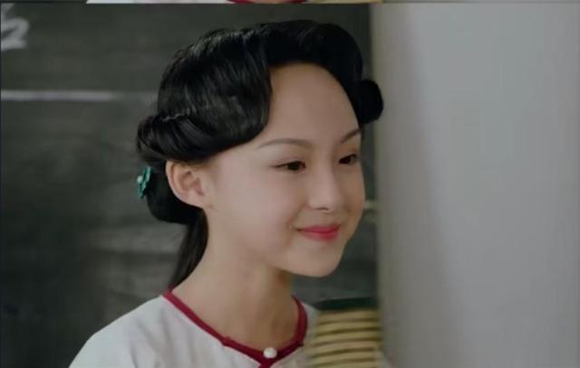 还记得演《红楼梦》的那群“小戏骨”吗？她们现在越来越漂亮了