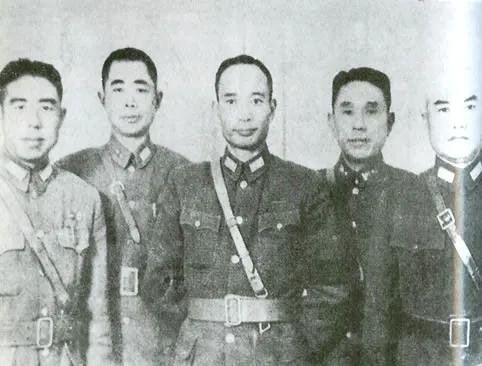 《美人皮包骨》，微信头像，《美人皮包骨》（很多人毕生未能再见面）