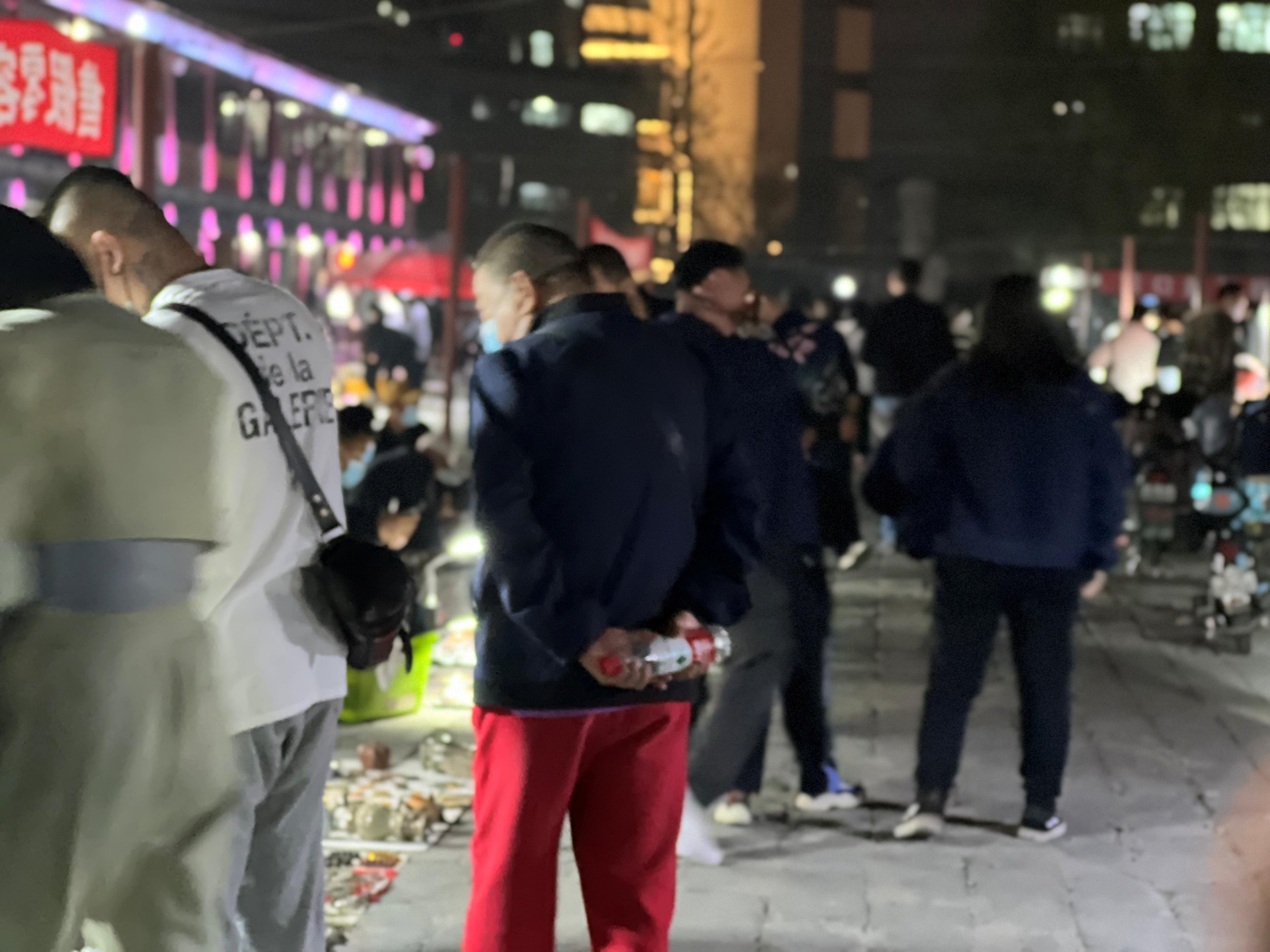 潘家园有啥好玩的地方，北京潘家园周五夜市