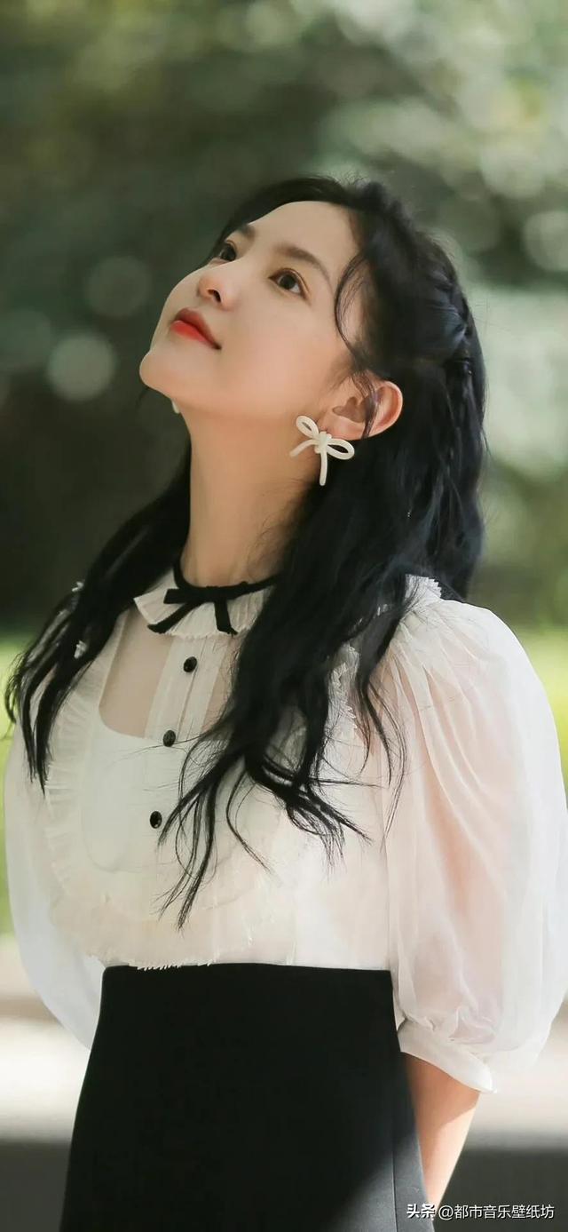 章若楠个人资料，章若楠个人资料体重（章若楠高清性感写真）