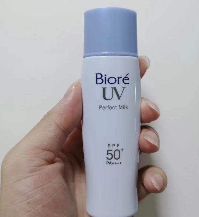 适合油皮的防晒霜，油皮适合的防晒霜有哪些（这5款“防晒”千万别错过）