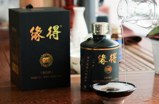 白酒分几种香型，白酒分几种香型及代表酒品牌（12种香型风味各不同）