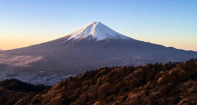 富士山喷发的后果,富士山爆发对中国危害有多大(日本的富士山到底有多