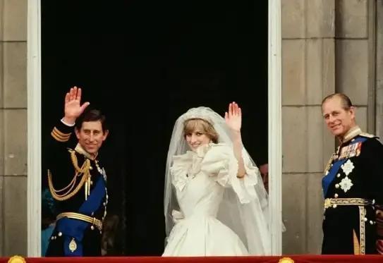 老婆50岁过生日的祝愿语，老婆过50岁生日祝福语（网友却说气人评论）