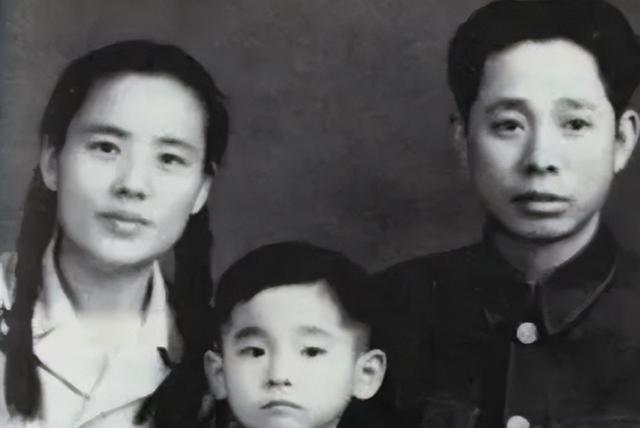 50军历任军长，50军曾泽生最终结局是什么（在抗美援朝中不幸殉国）