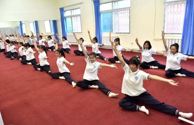 技校可以学什么，去技校学什么好（技校生选专业太重要了）