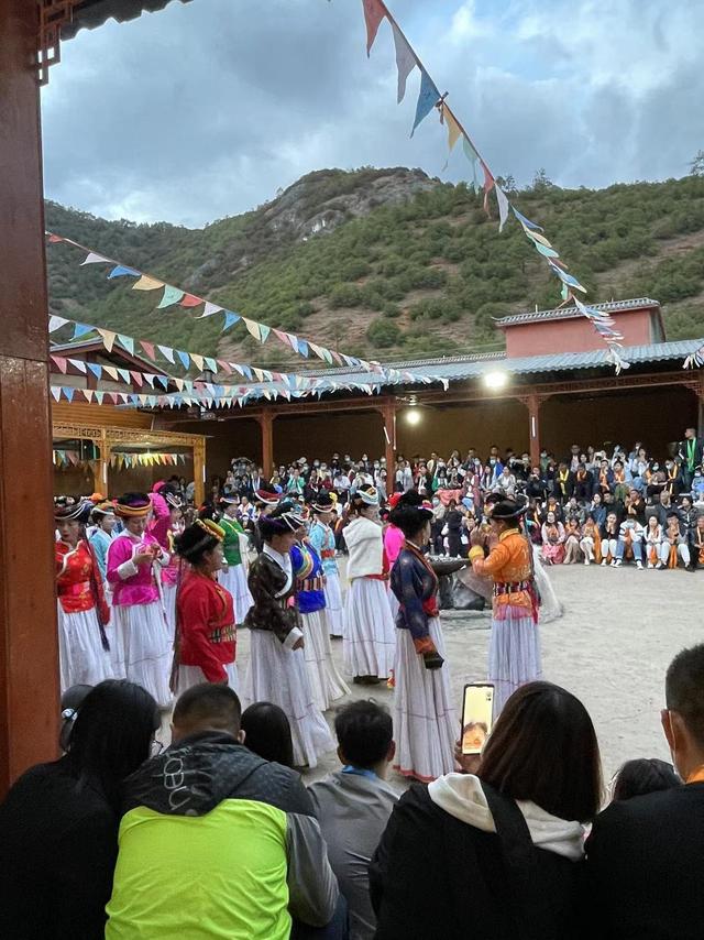 怎么去泸沽湖，丽江机场怎么去泸沽湖（“泸沽湖”最全路线攻略~干货满满）