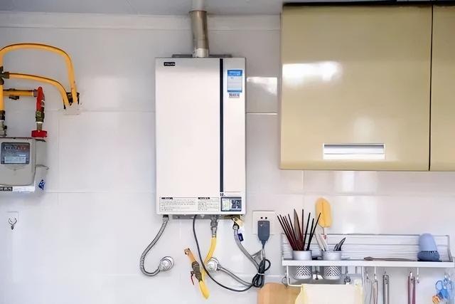 华帝燃气热水器，华帝燃气热水器有几种型号（燃气热水器的购买以及使用注意6点）