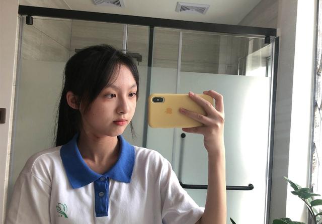 还记得演《红楼梦》的那群“小戏骨”吗？她们现在越来越漂亮了