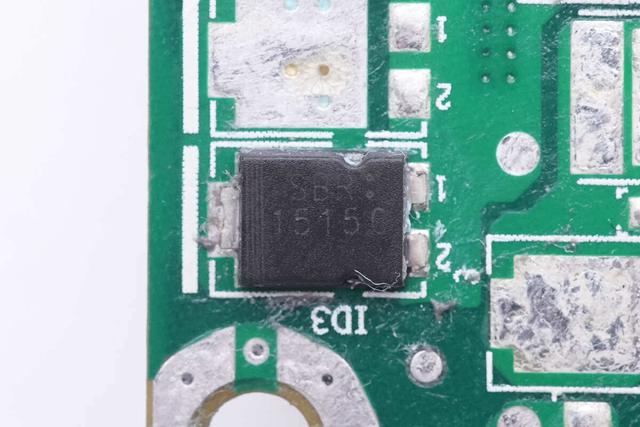 华为光伏逆变器，华为的光伏逆变器受不受禁令（拆解华为450W智能光伏优化器带你有全新了解）